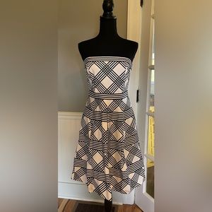 Strapless cocktail dress with pockets